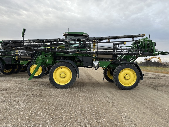 2022 John Deere 410R Sprayer/High Clearance