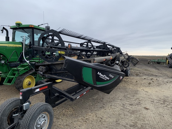 2019 MacDon FD140 Header Combine