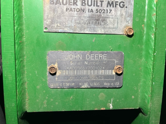 2003 John Deere DB66 Planter