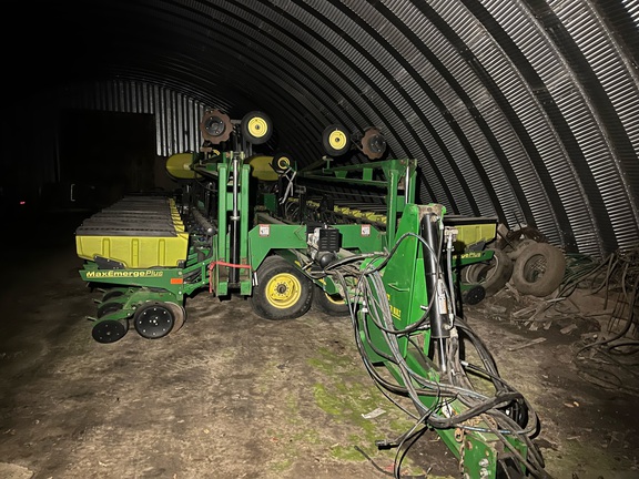 2003 John Deere DB66 Planter