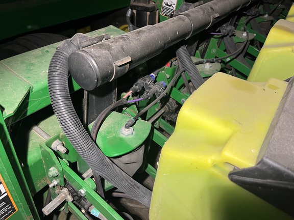 2003 John Deere DB66 Planter