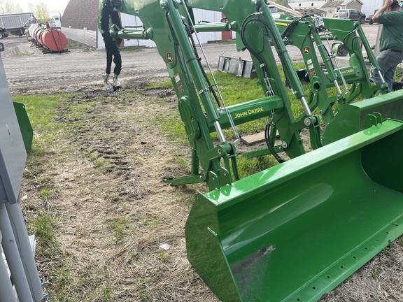 2022 John Deere 6R 130 Tractor