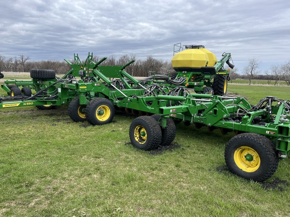 2022 John Deere N550 Air Seeder