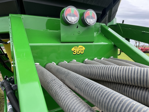 2022 John Deere N550 Air Seeder