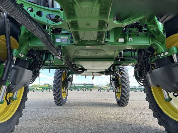 2020 John Deere R4044 Sprayer/High Clearance