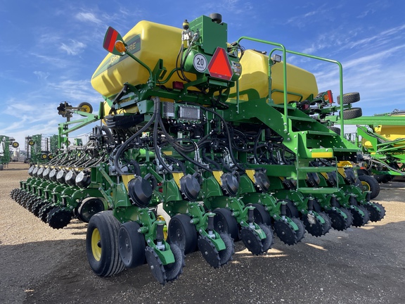 2021 John Deere DB44 Planter