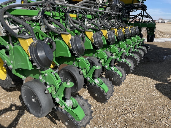 2021 John Deere DB44 Planter