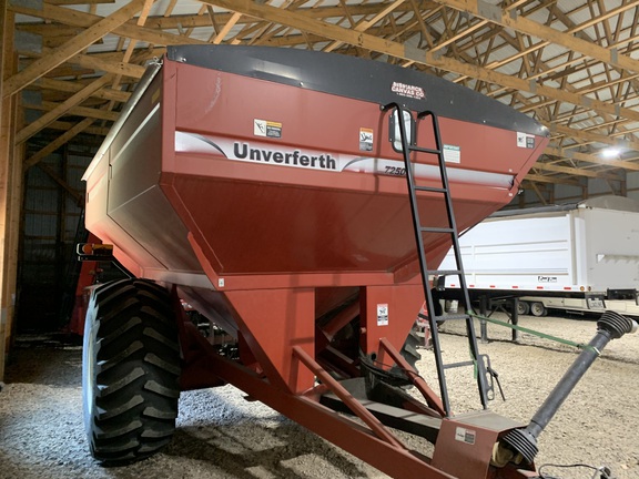 2010 Unverferth 7250 Grain Cart