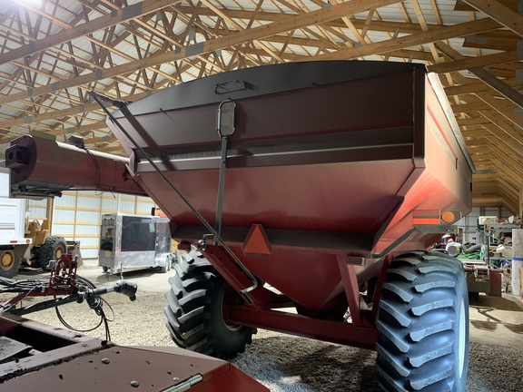 2010 Unverferth 7250 Grain Cart