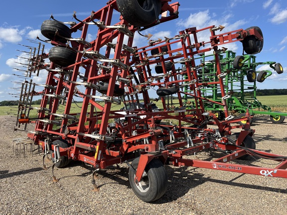 2008 Wil-Rich QX2 Field Cultivator