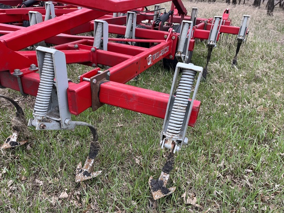 2014 Wil-Rich QX2 Field Cultivator