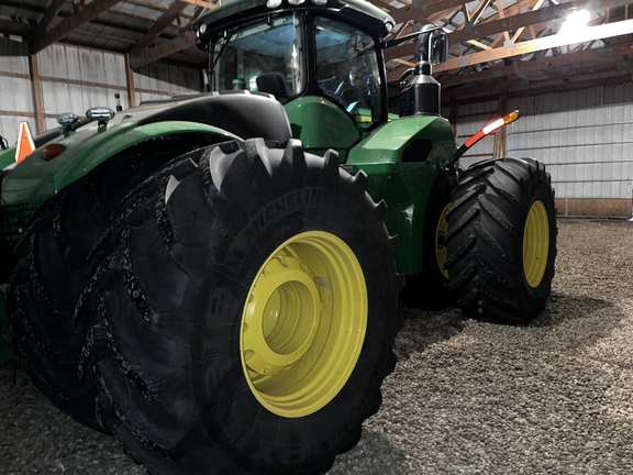 2021 John Deere 9520R Tractor 4WD