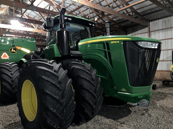 2021 John Deere 9520R Tractor 4WD