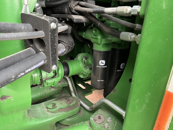 2018 John Deere 9520R Tractor 4WD