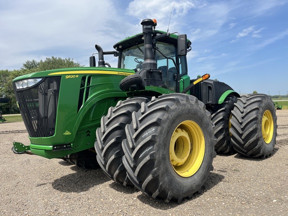 2018 John Deere 9520R Tractor 4WD