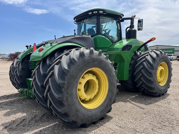 2018 John Deere 9520R Tractor 4WD