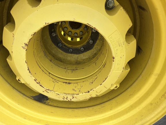 2018 John Deere 9520R Tractor 4WD