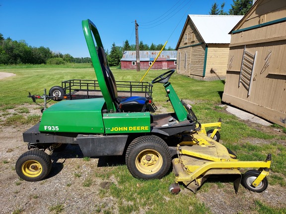 1998 John Deere F935 Mower/Front Deck