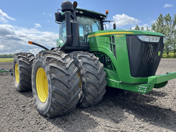 2012 John Deere 9560R Tractor 4WD