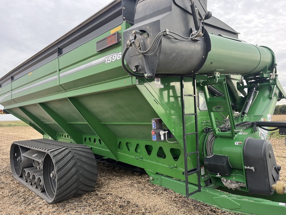 2019 Brent 1596 Grain Cart