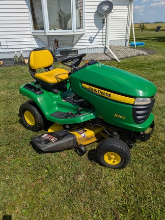 2011 John Deere X300 Garden Tractor