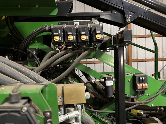 2012 John Deere 1790 Planter