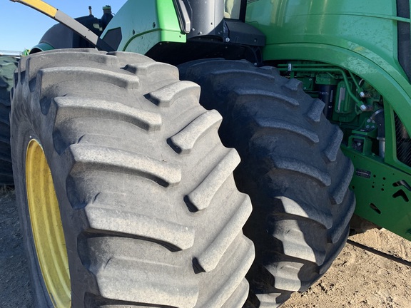 2018 John Deere 9520R Tractor 4WD