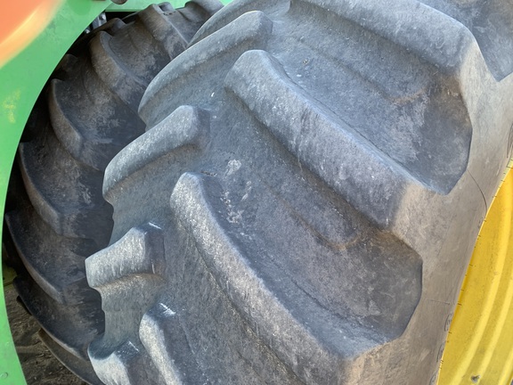 2018 John Deere 9520R Tractor 4WD