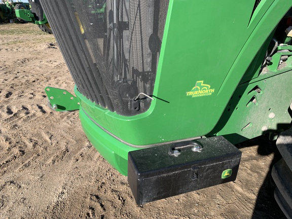 2018 John Deere 9520R Tractor 4WD