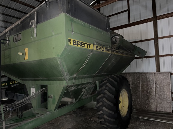 Brent 620 Grain Cart