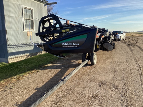 2014 MacDon FD75-40 Header Combine