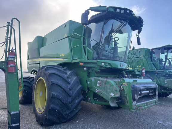 2024 John Deere S780 Combine