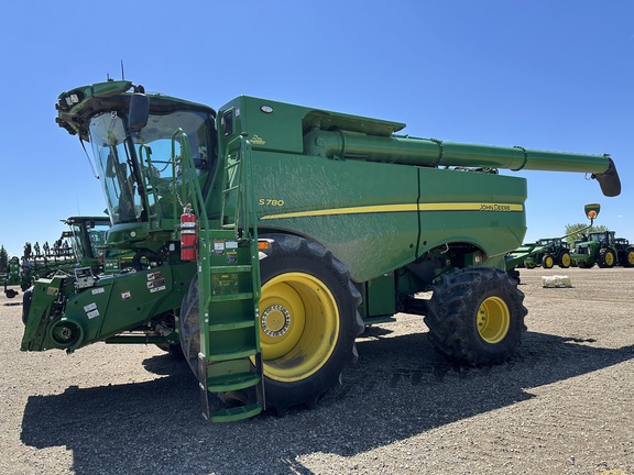 2024 John Deere S780 Combine