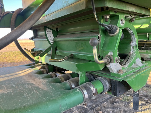 2002 John Deere 1820 Air Seeder