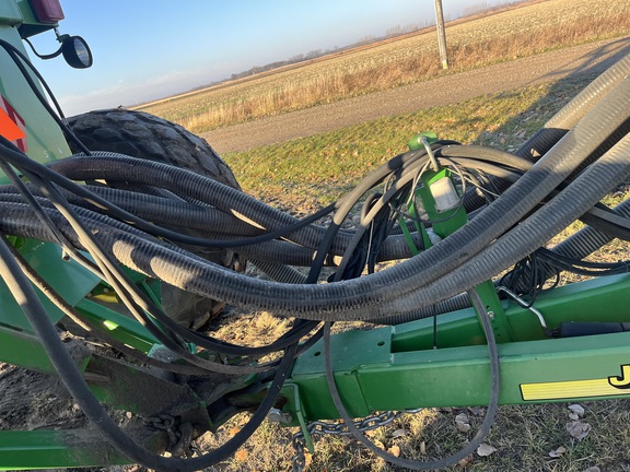 2002 John Deere 1820 Air Seeder