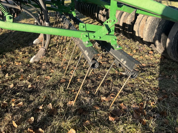 2002 John Deere 1820 Air Seeder