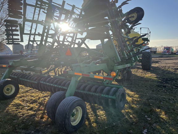 2002 John Deere 1820 Air Seeder