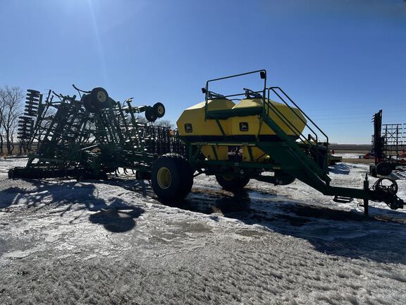 2002 John Deere 1820 Air Seeder