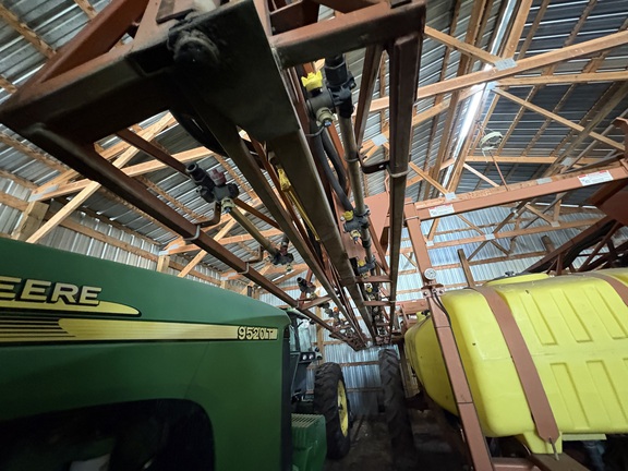 2011 H&S HS132 Sprayer