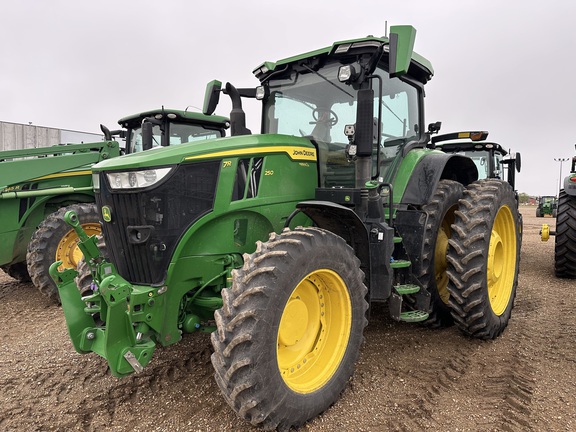 2024 John Deere 7R 250 Tractor