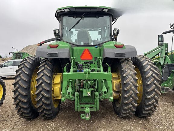 2024 John Deere 7R 250 Tractor