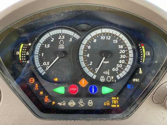 2016 John Deere 6130R Tractor