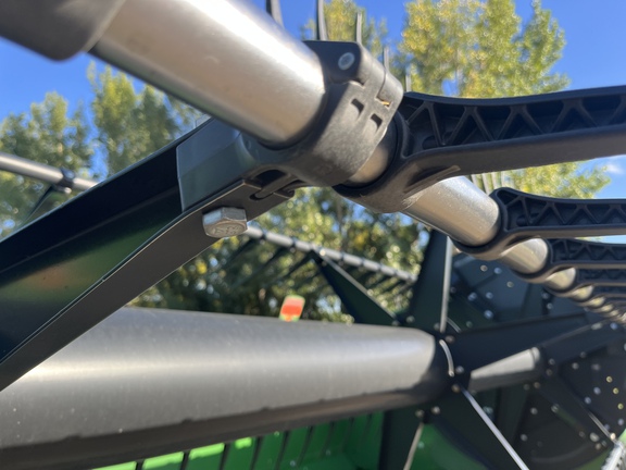 2020 John Deere 745FD Header Combine