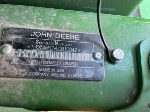 2020 John Deere 745FD Header Combine