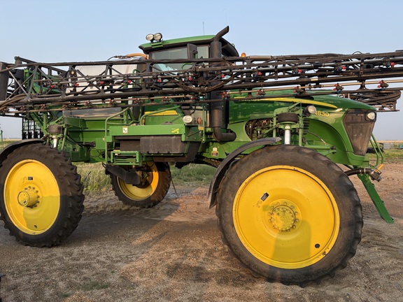 2008 John Deere 4830 Sprayer/High Clearance