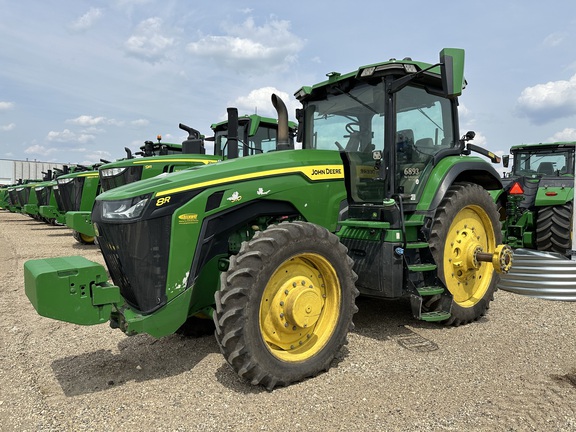 2022 John Deere 8R 310 Tractor
