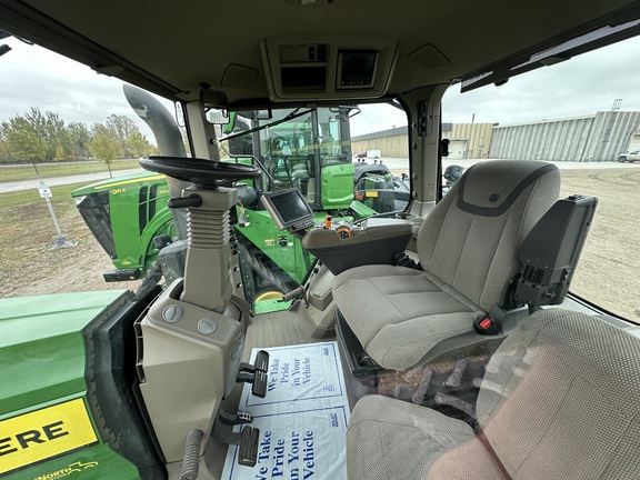 2022 John Deere 8R 310 Tractor