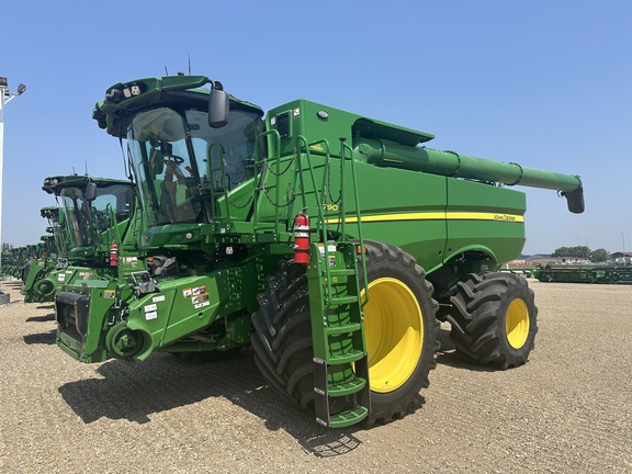 2024 John Deere S790 Combine