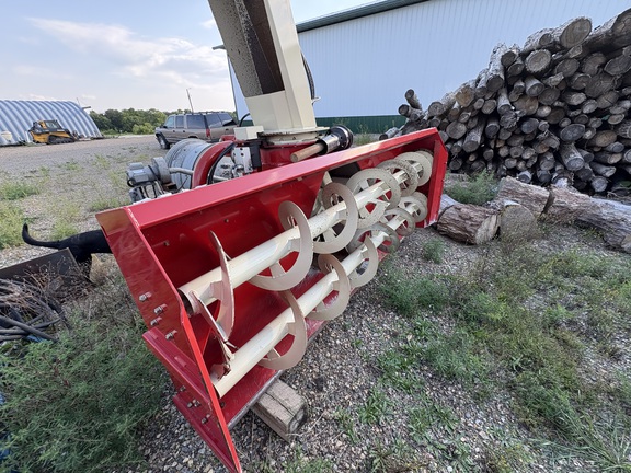 2013 Buhler Farm King 1080 Snow Blower