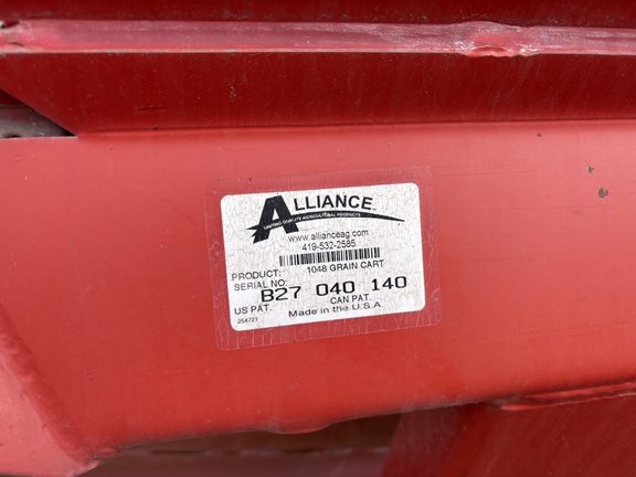 2010 Parker 1048 Grain Cart